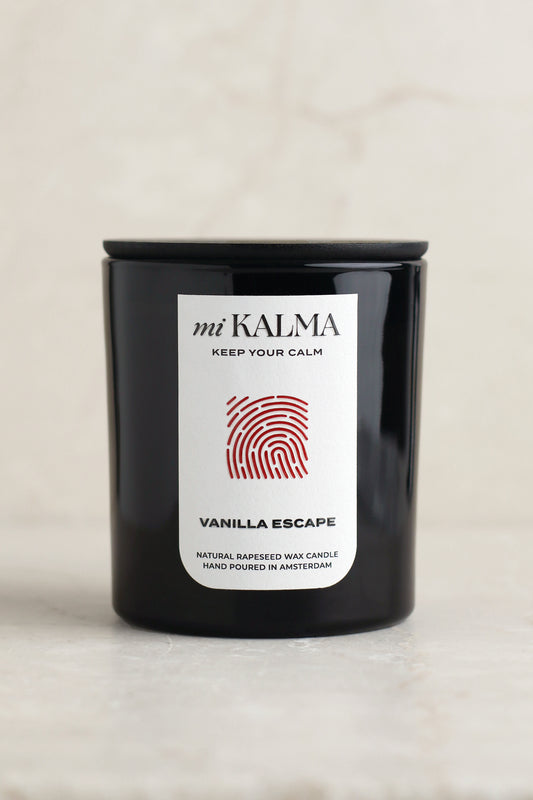 VANILLA ESCAPE scented candle